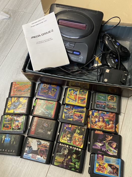 Приставка Sega mega drive 2 + 16 катриджів