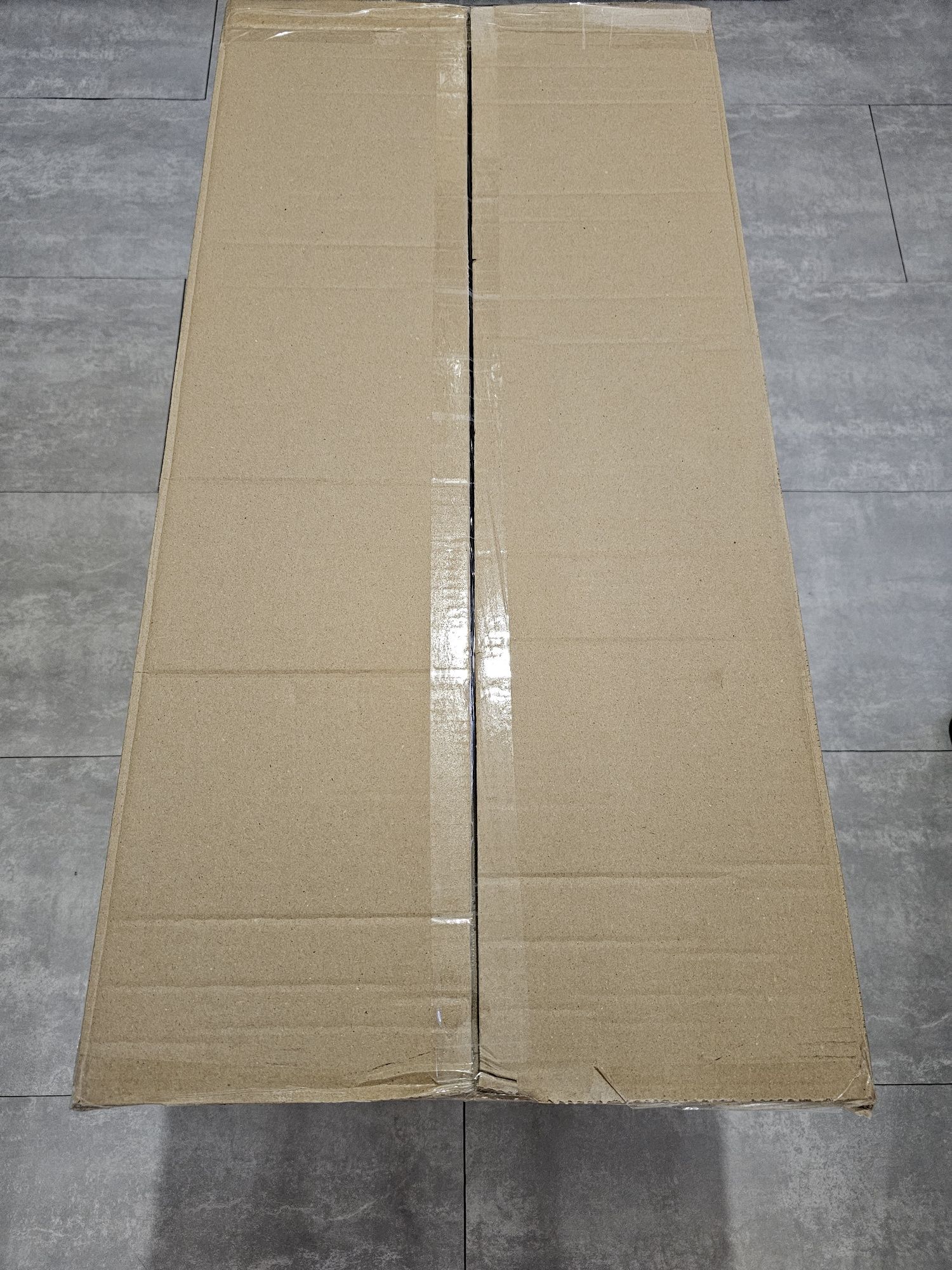 Karton Amazon/Box