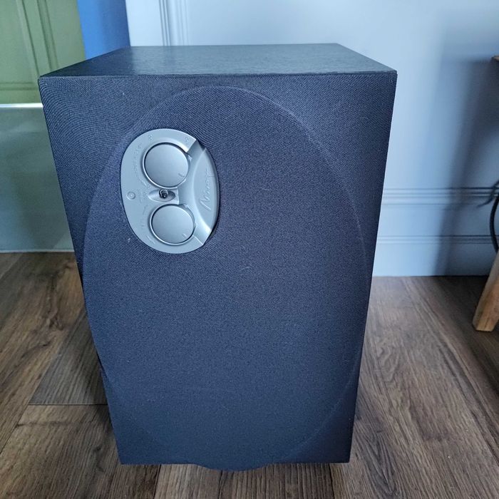 Subwoofer aktywny Mirage LF100