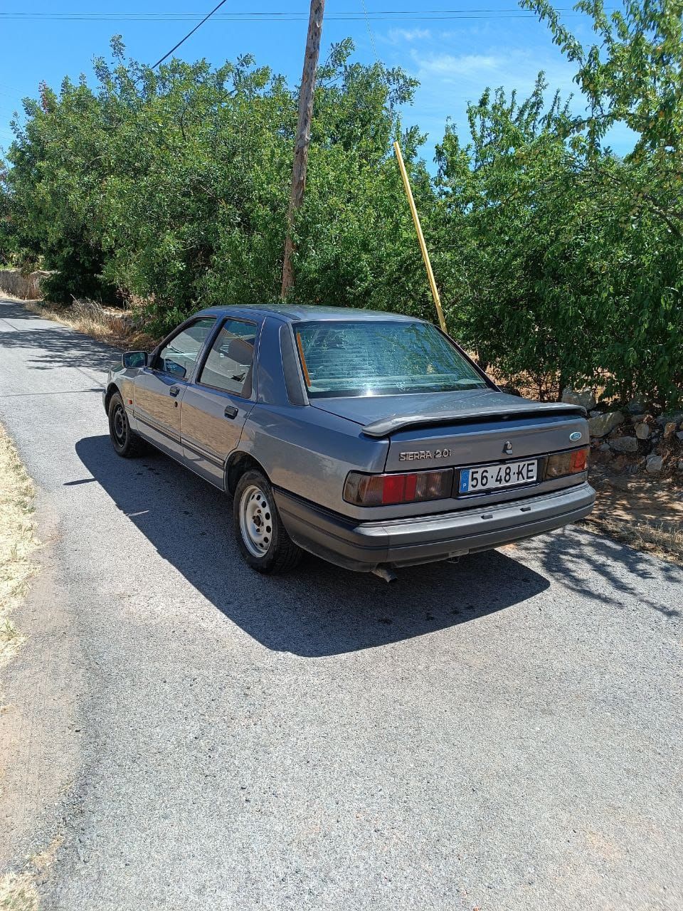 Ford sierra vendo ou troco