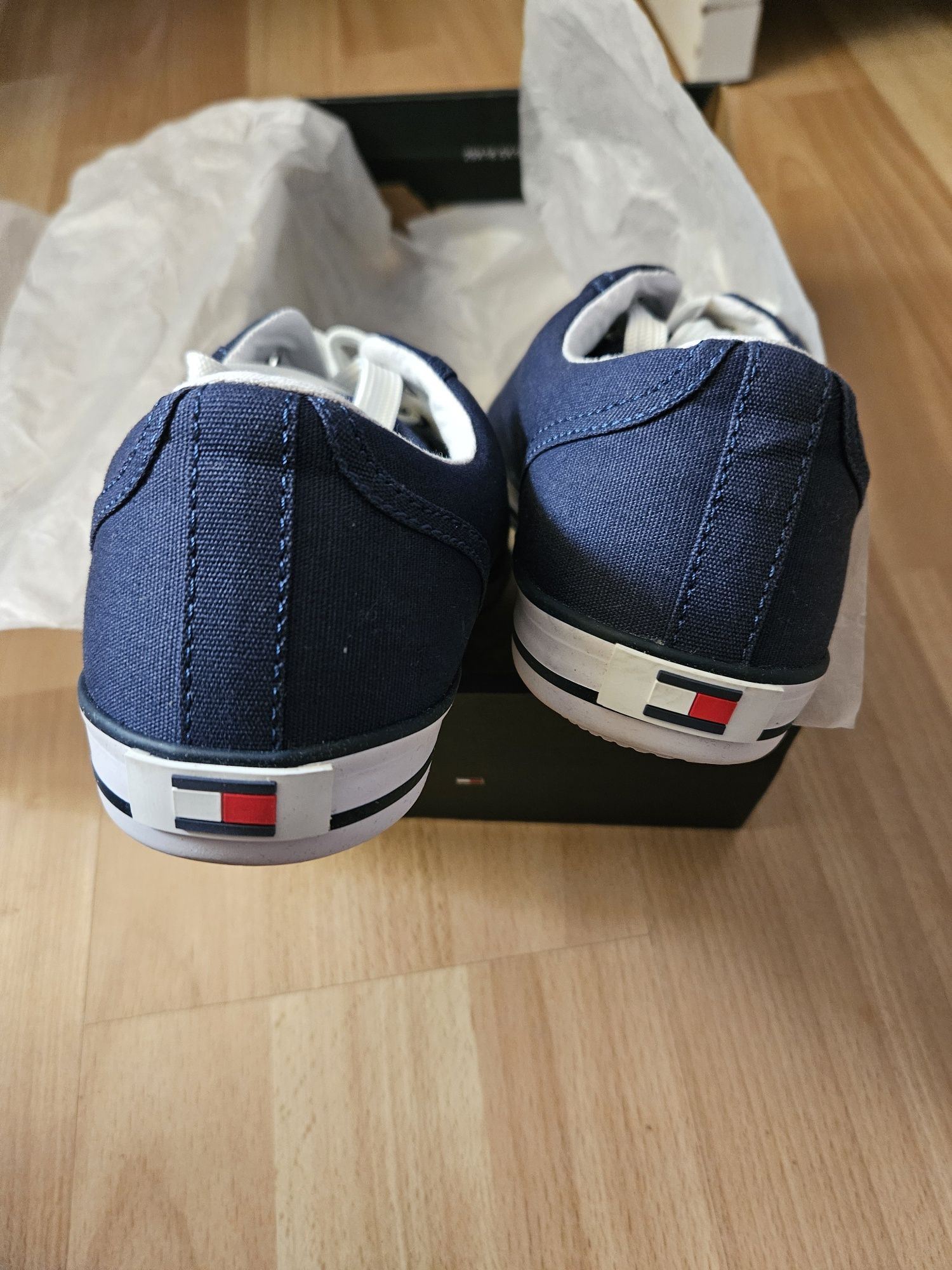 Buty trampki nowe Tommy Hilfiger rozmiar 38