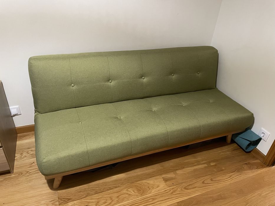 Sofá cama verde como novo