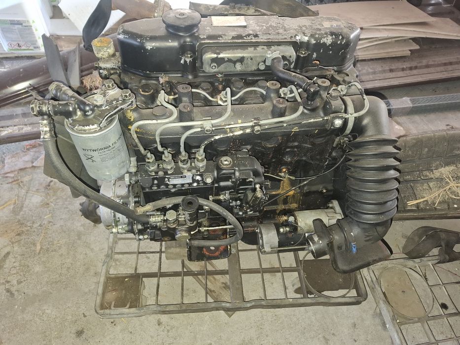 Silnik mitsubishi s4e 4cyl zamiennik perkins 700 rurka przelew
