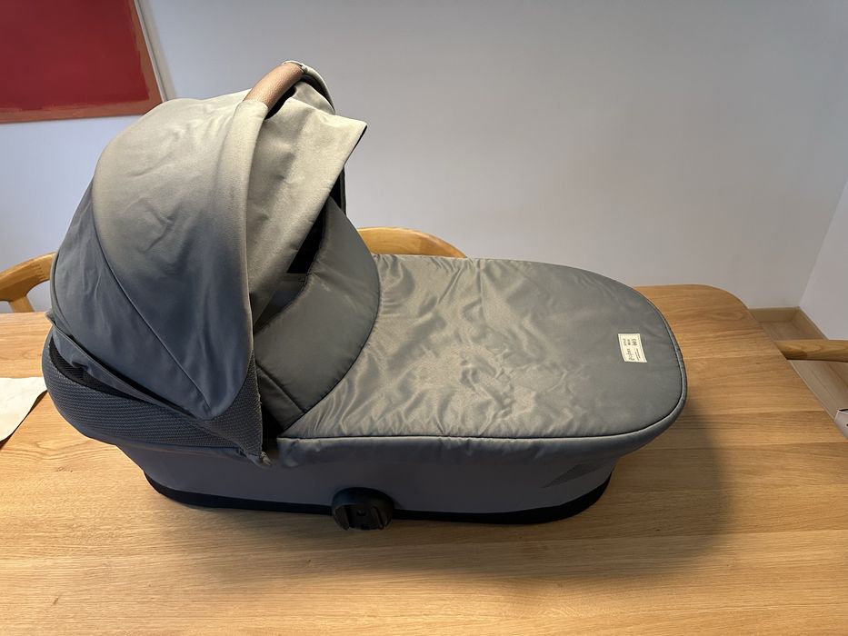Gondola Cybex Melio Gold szara