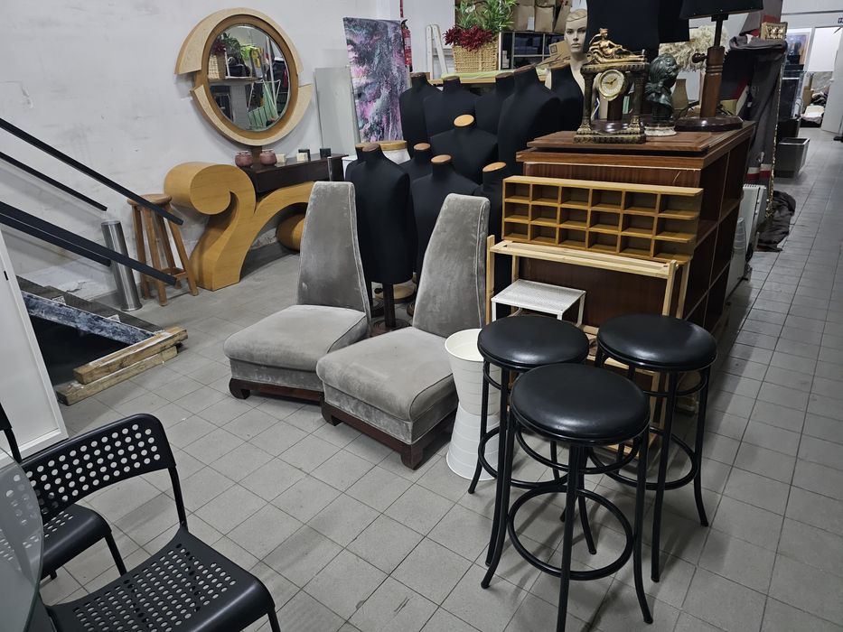 Material de escritório e de lojas