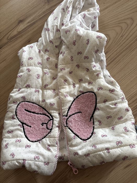 Wyprawka, Zestaw ubranek dla dziewczynki, kombinezony, sukienki, Jukki