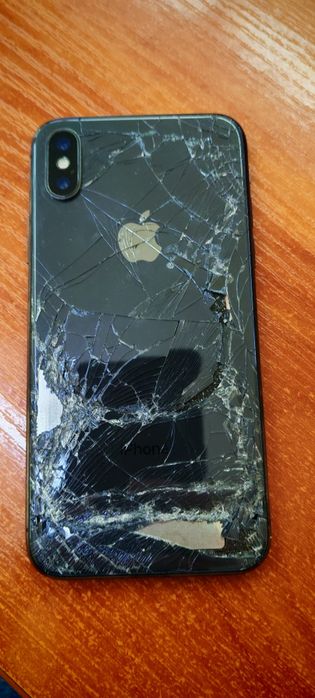 Iphone xs на запчастини