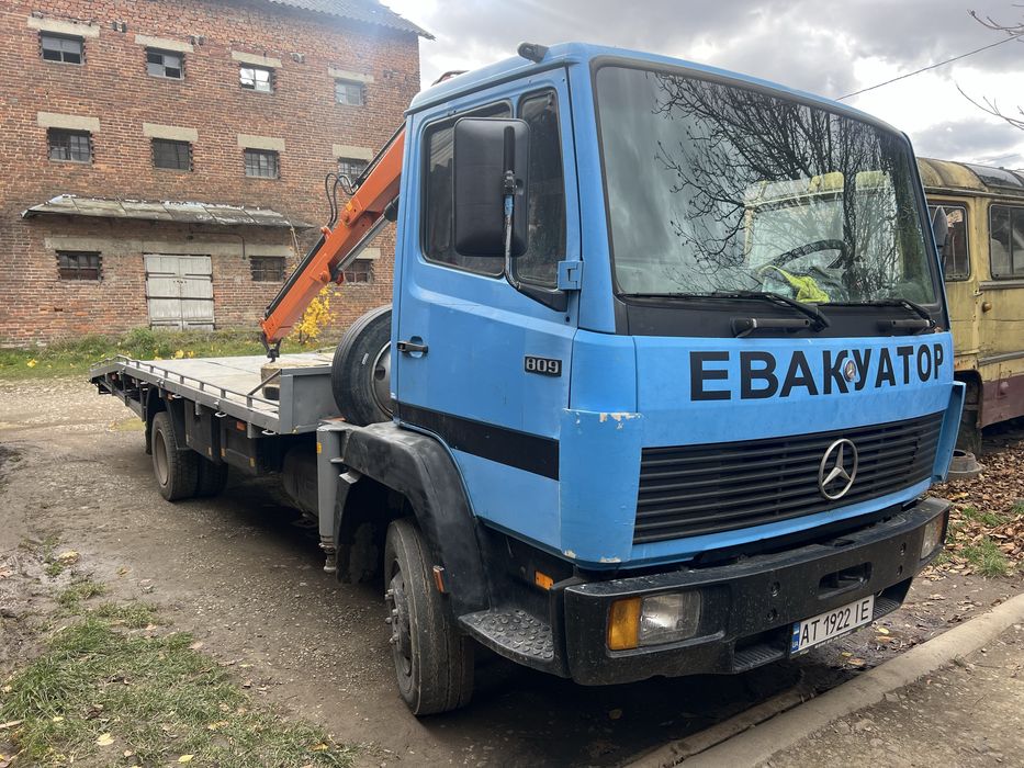 Мерседес 814 турбо евакуатор з краном маніпулятором