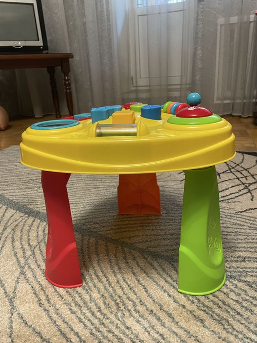 Розвиваючий столик
