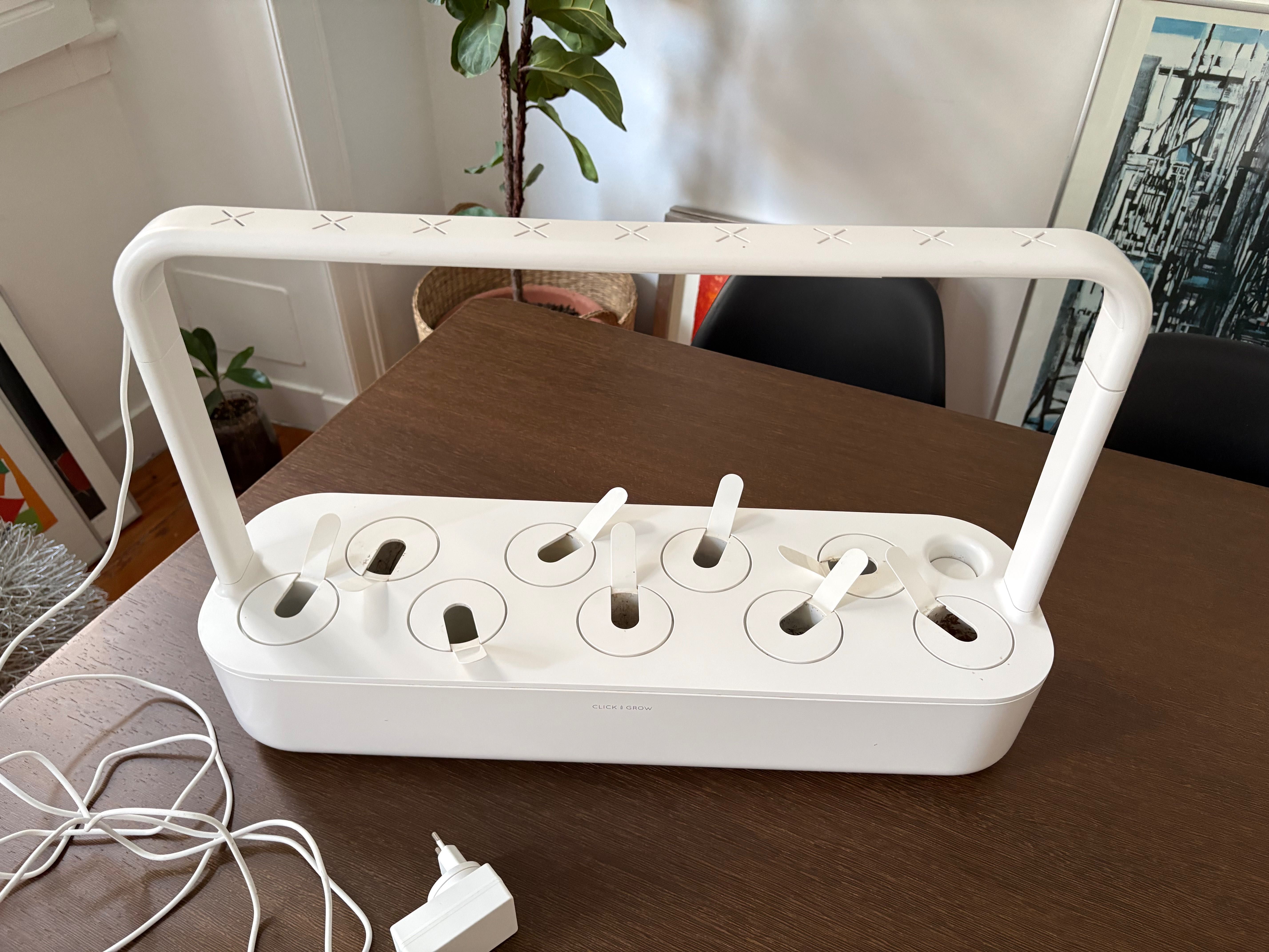 Smart-garden Click and Grow