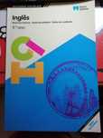 Livro de apoio a inglês no 9º ano.