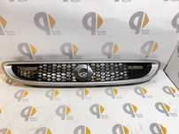 Grelha frente com simbolo smart fortwo 451 restyling facelift