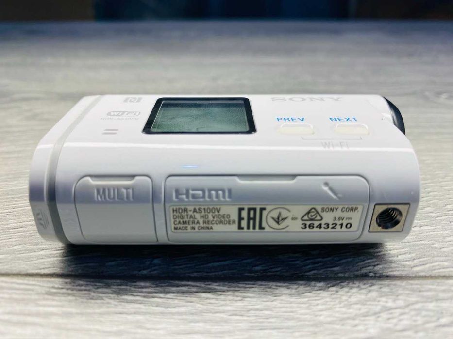 Екшн-камеру Sony HDR-AS100V з Wi-Fi та GPS