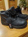 Nowe buty robocze