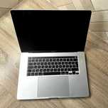 MacBook Pro 16" /i9/16GB RAM/ 1TB/ klawiatura EN-RU- stan Idealny