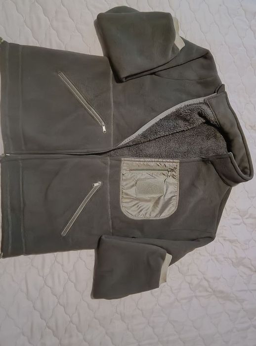 Флісова чоловіча куртка на хутрі  58 р