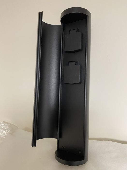 Słupek ogrodowy Wiltec z podwójnym gniazdem IP44