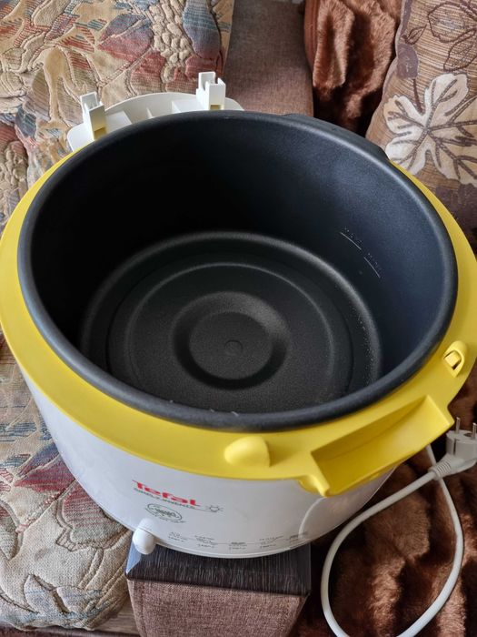 Фритюрниця Tefal нова!
