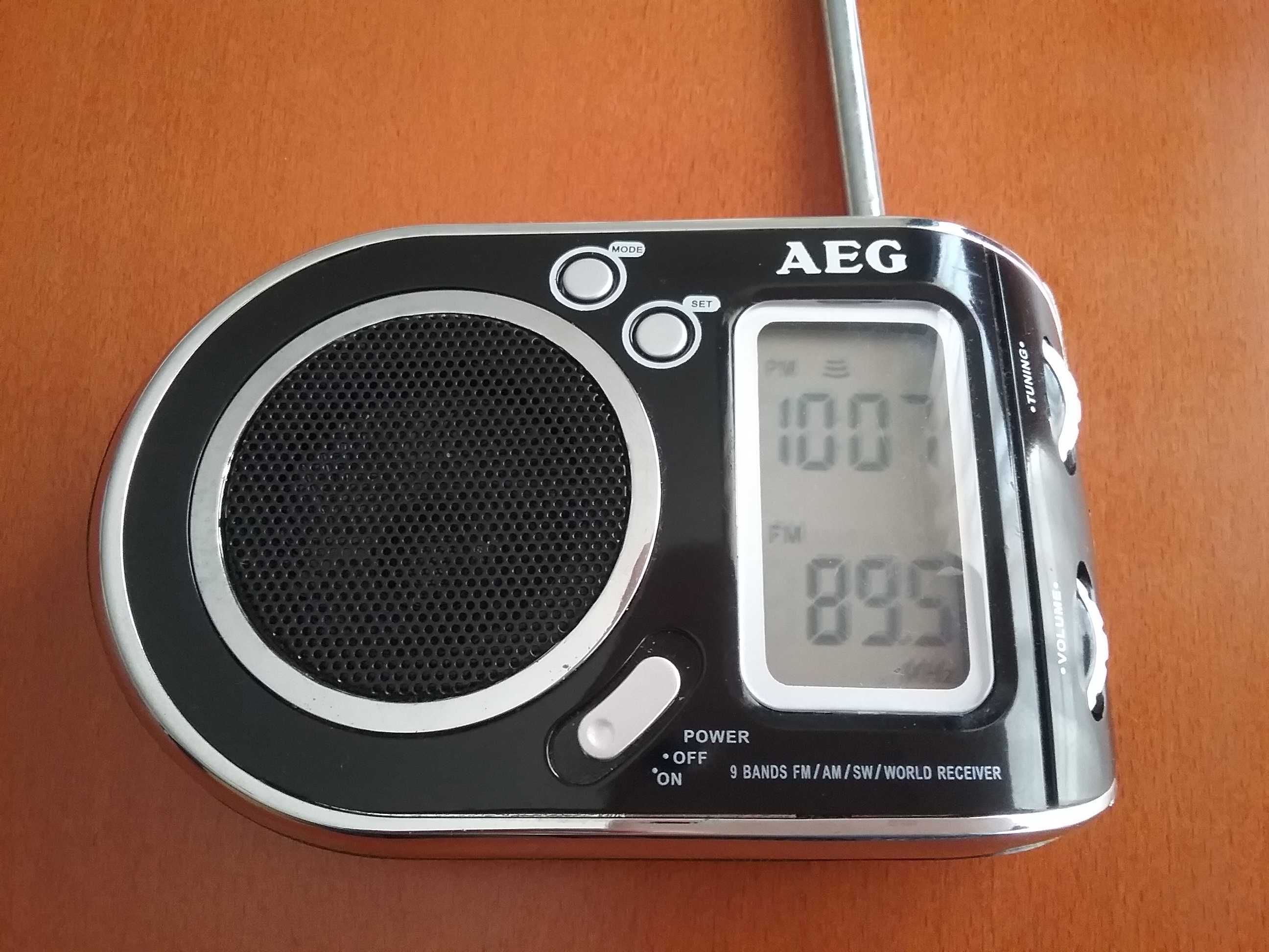 Radio de bolso AEG