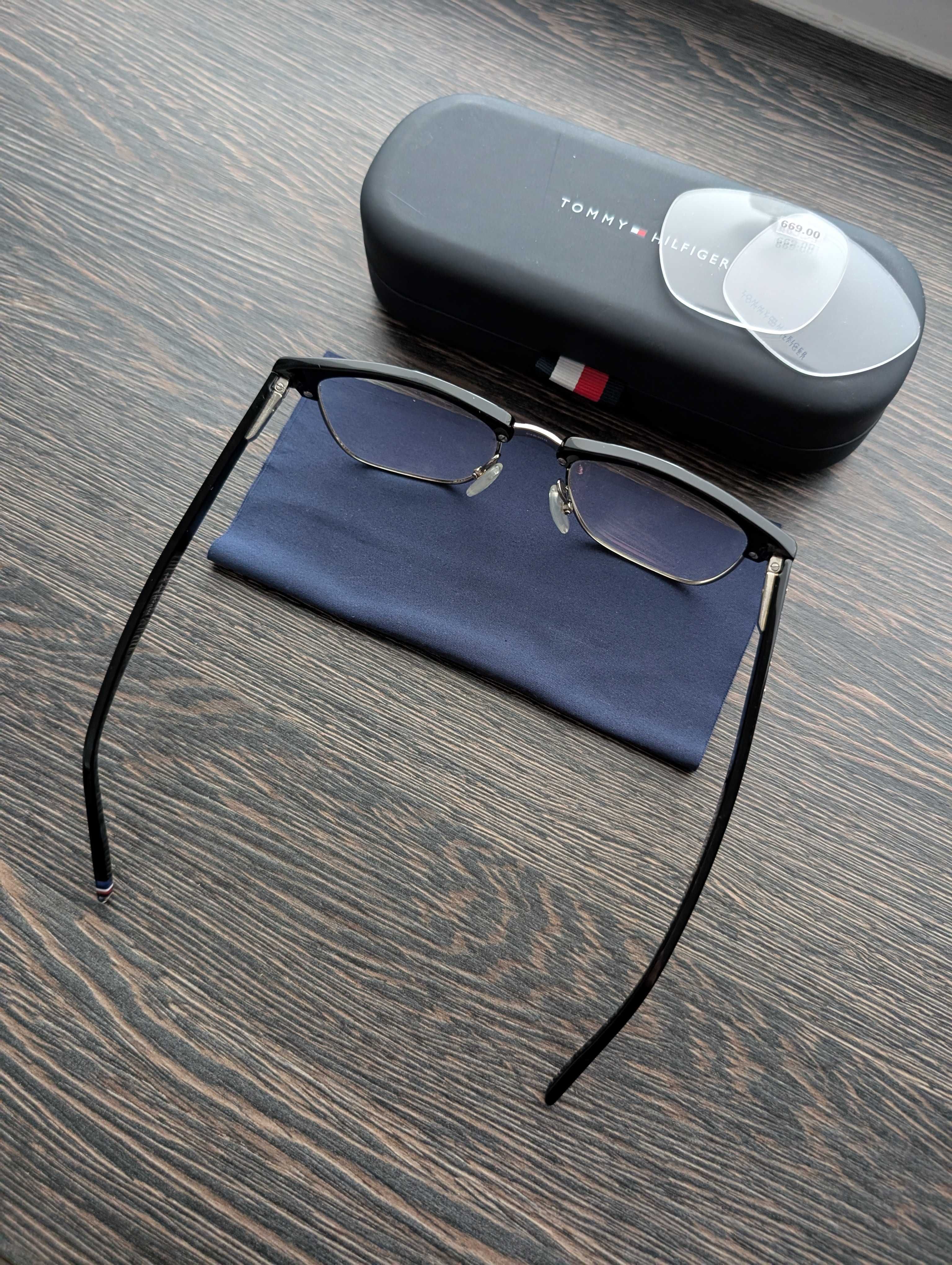 Okulary oprawki Tommy Hilfiger korekcyjne Browline Clubmaster