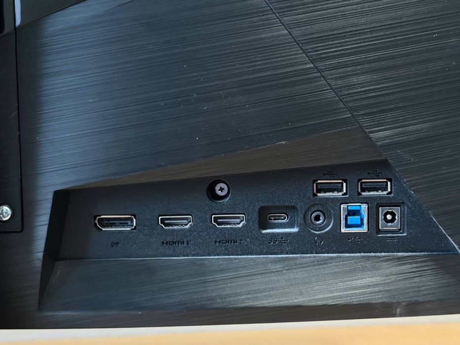 Монітор MSI Optix – 32”, 2K QHD, VA, 165 Гц, HDMI / DP / USB-C