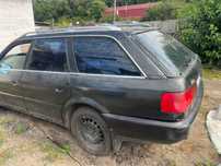 Автомобіль Ауді А6
