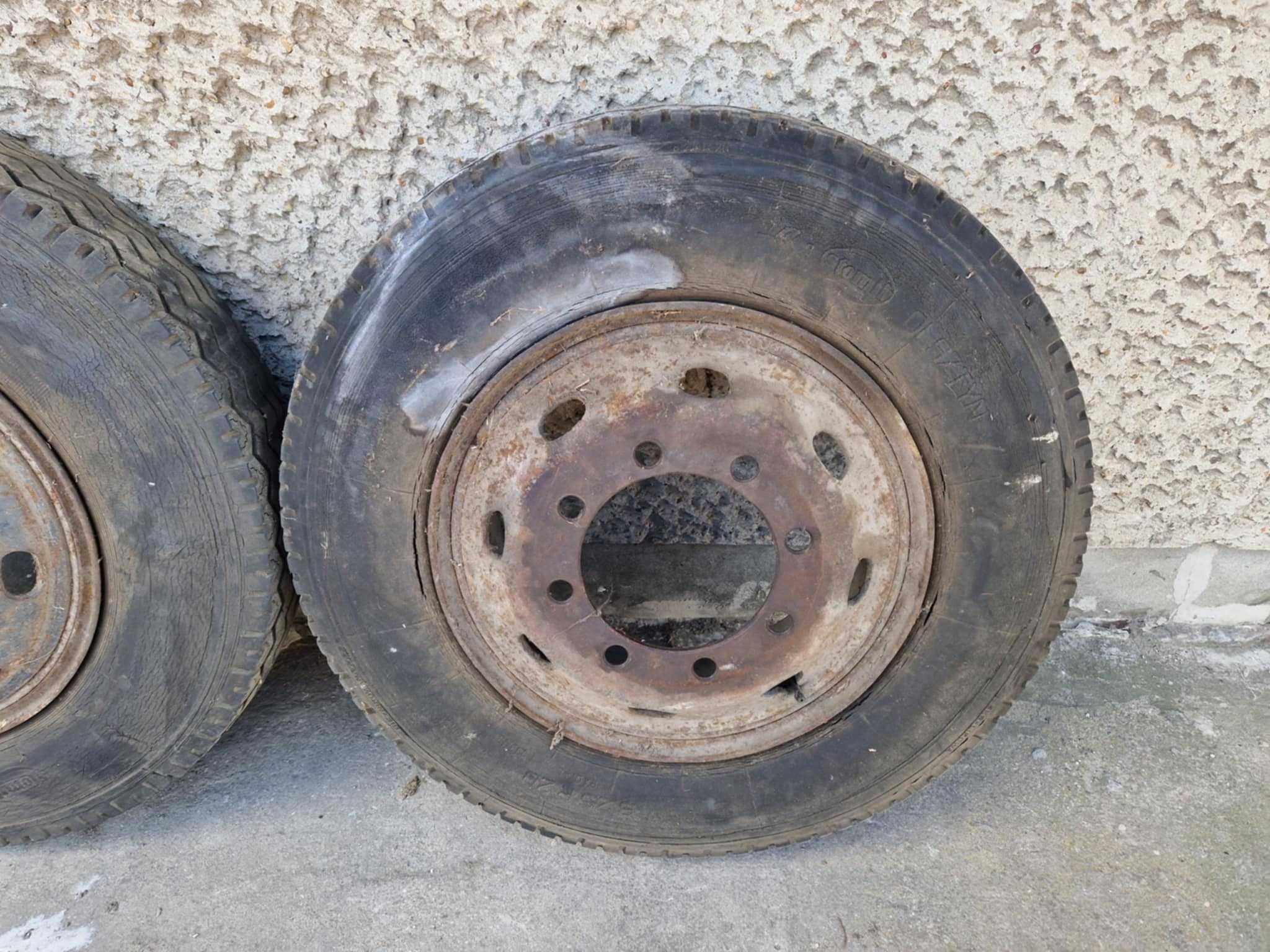 Opony z felgą od Stara 800/20 8.00R20 8.00 R20