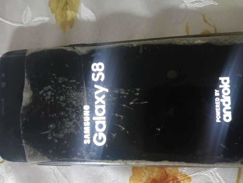 Samsung S8 SM-G950F.
