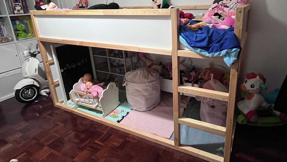 Cama de criança reversível