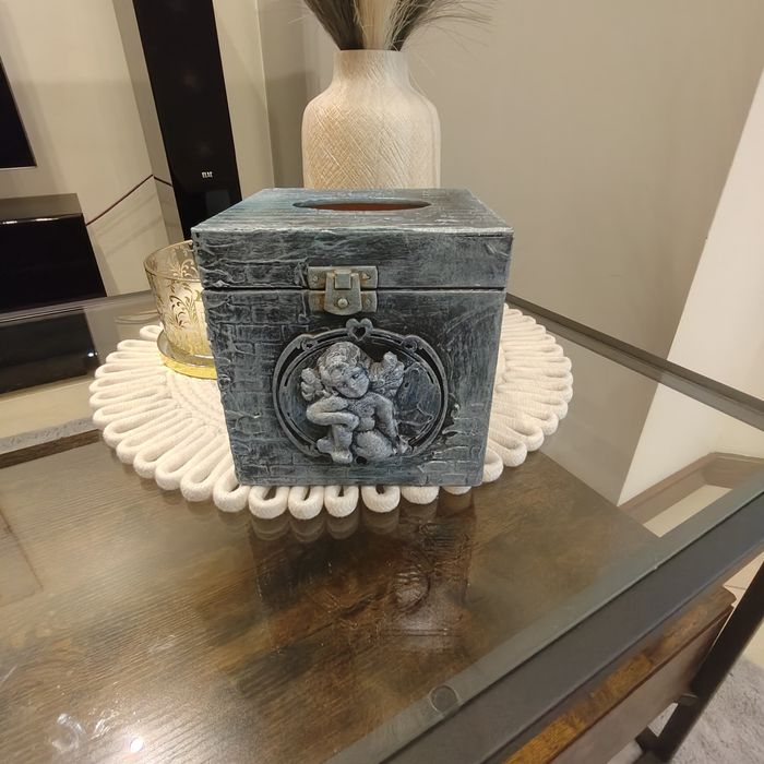 Chustecznik ręcznie robiony