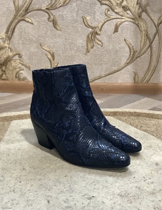 Козаки короткие 39, Кожанные ботинки, челси41р, ботинки на каблуке 41