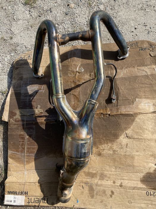 Вихлопна система, колектор, глушник на bmw r1200gs