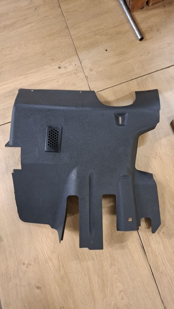 Osłona na nogi pod kierownice Bmw e30