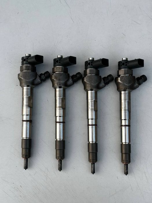 Распылители и топлевные форсунки  Volkswagen passat b7 usa 2.0 TDI