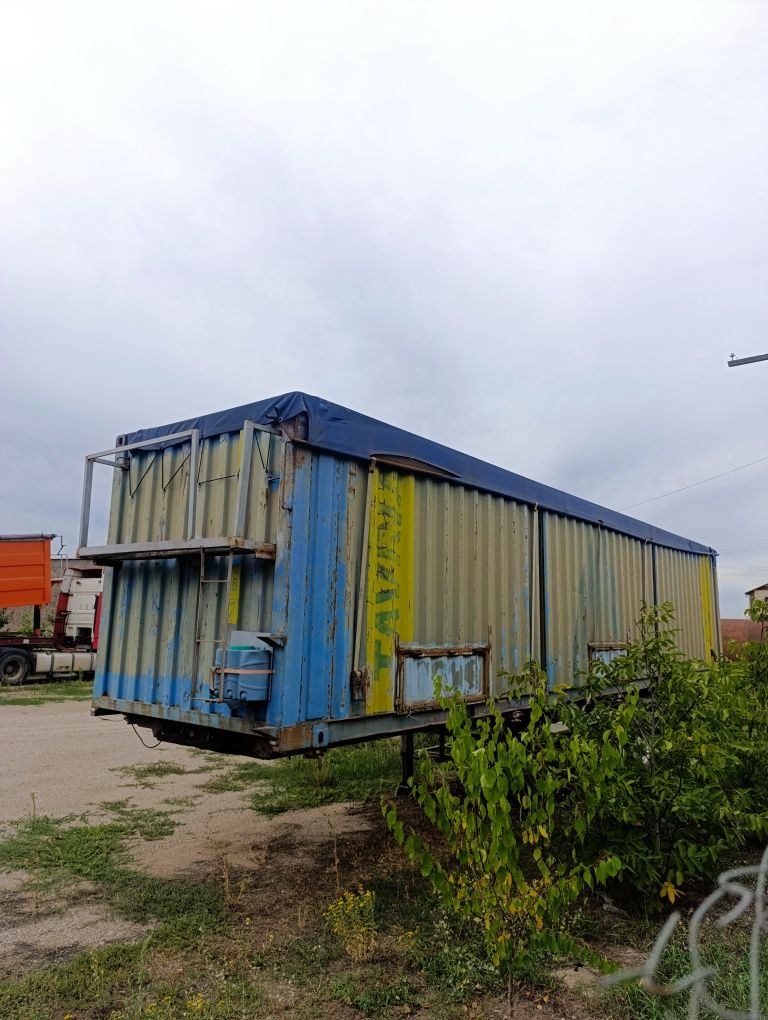 Полуприцеп контейнеровоз