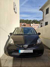 Toyota Aygo 1.0 Gasolina 5 portas 2007