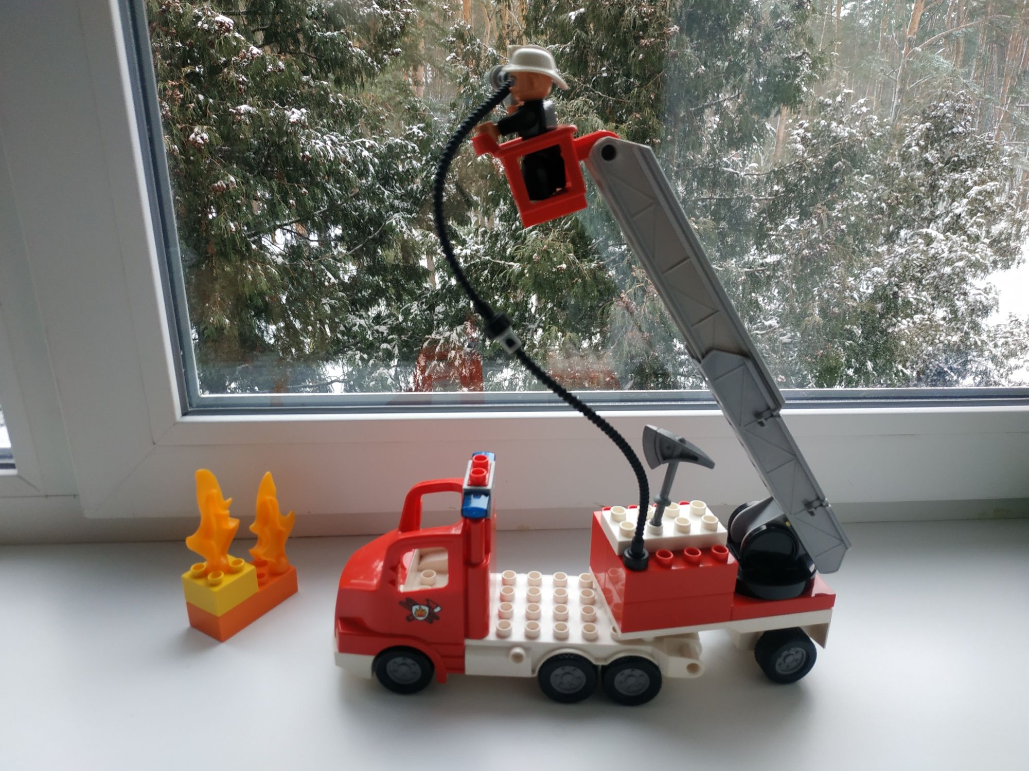 Lego Duplo пожежна машина