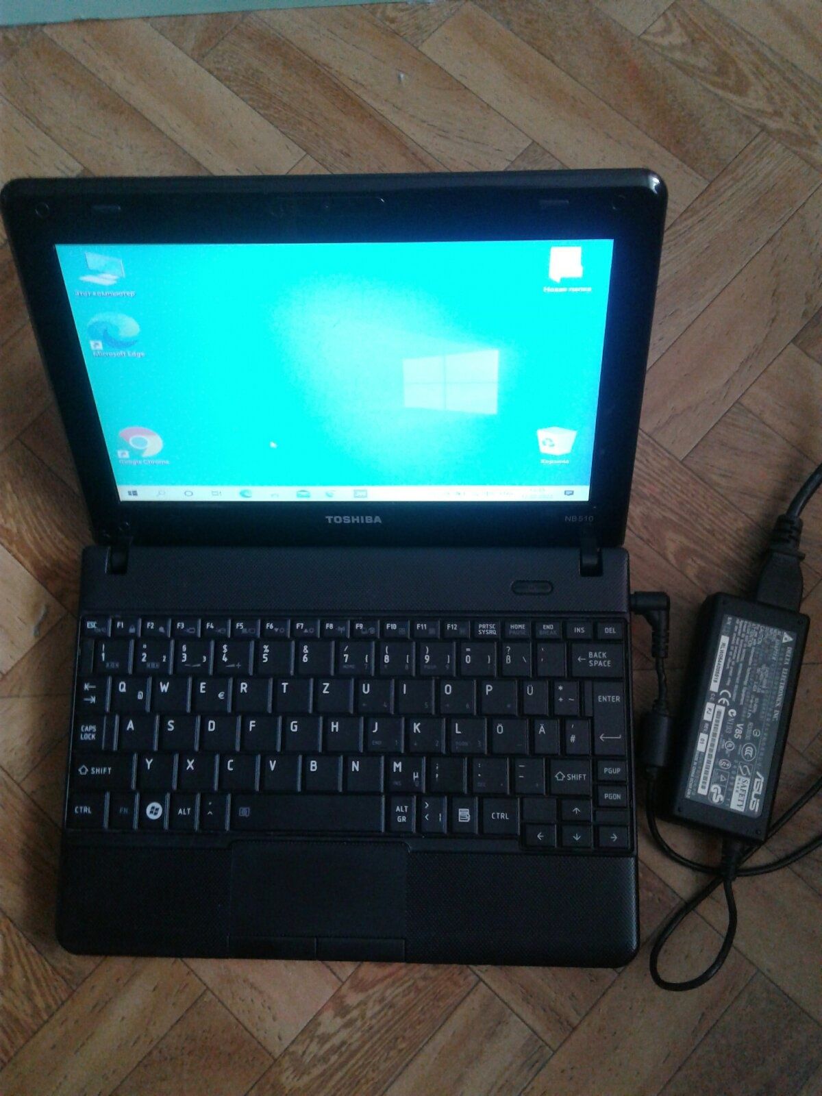 TOSHIBA NB510-108 нетбук