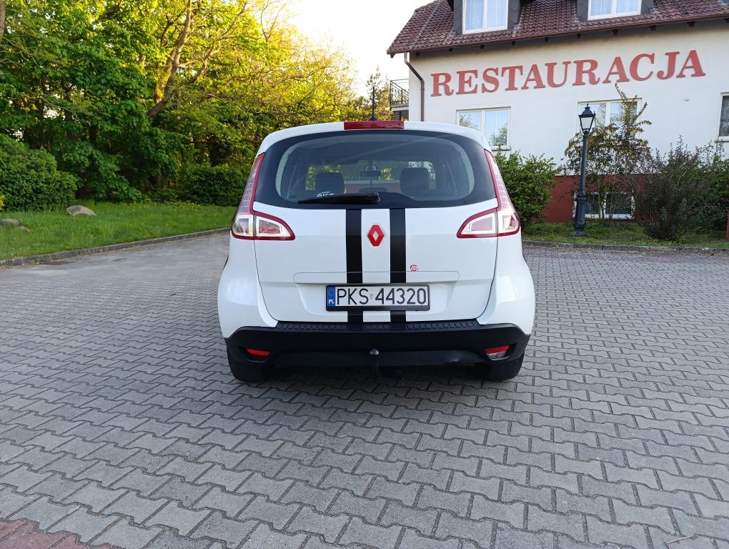 Renault Scenic 1.9 dCi 130KM Hak Klima Elektryka Radio Navi Bose
