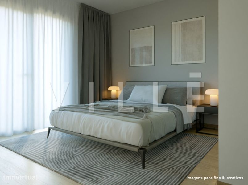 Apartamento T2 Com Garagem E Varandas