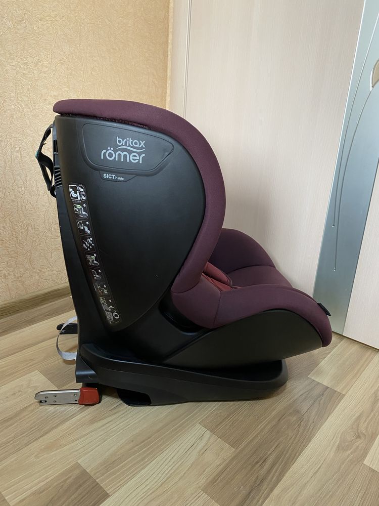 Автокрісло Britax-Romer TriFix2 i-Size Isofix с9міс.до4 років  до22 кг