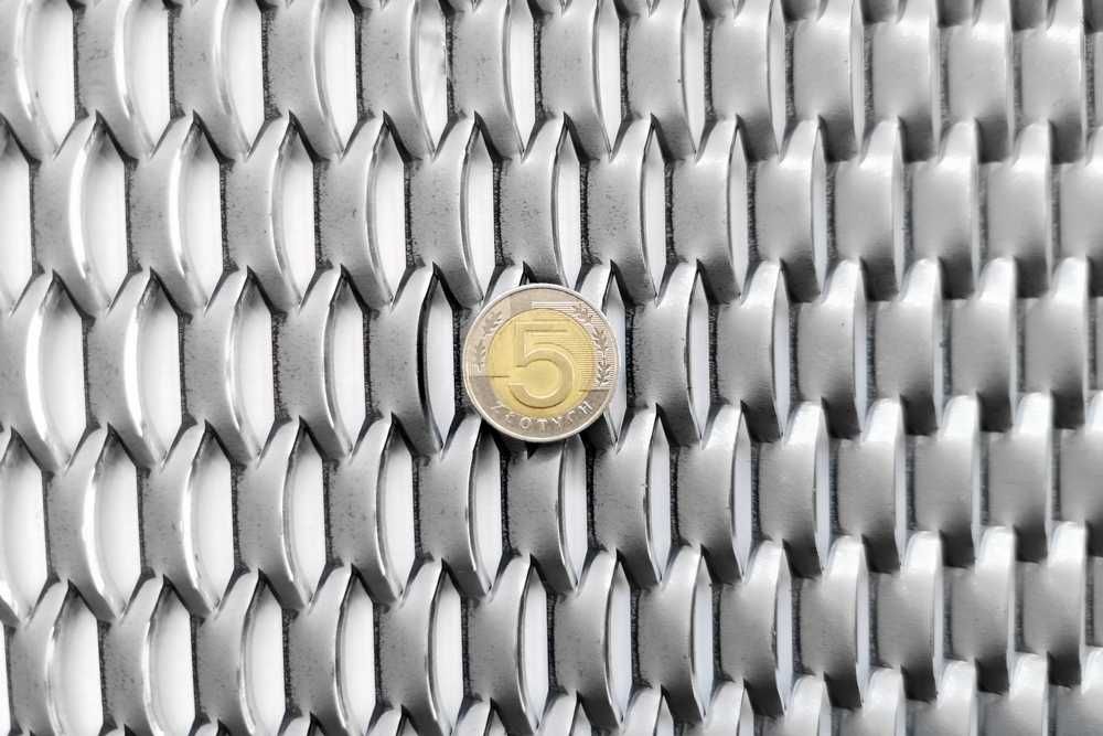 Siatka cięto - ciągniona RÓŻNE WZORY SUROWA OCYNK METALTECH Września