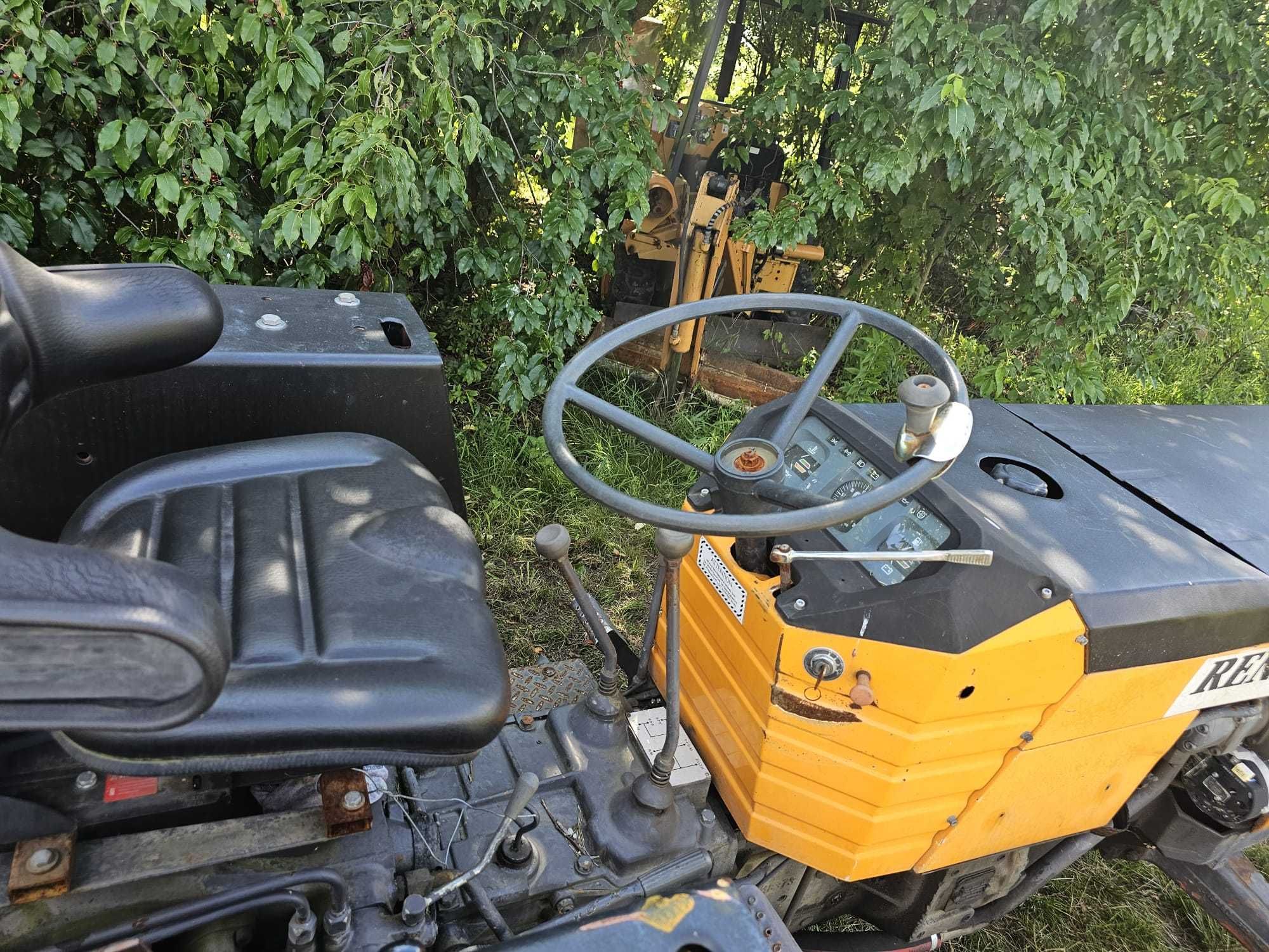 Ciągnik rolniczy Renault Carraro 501.4