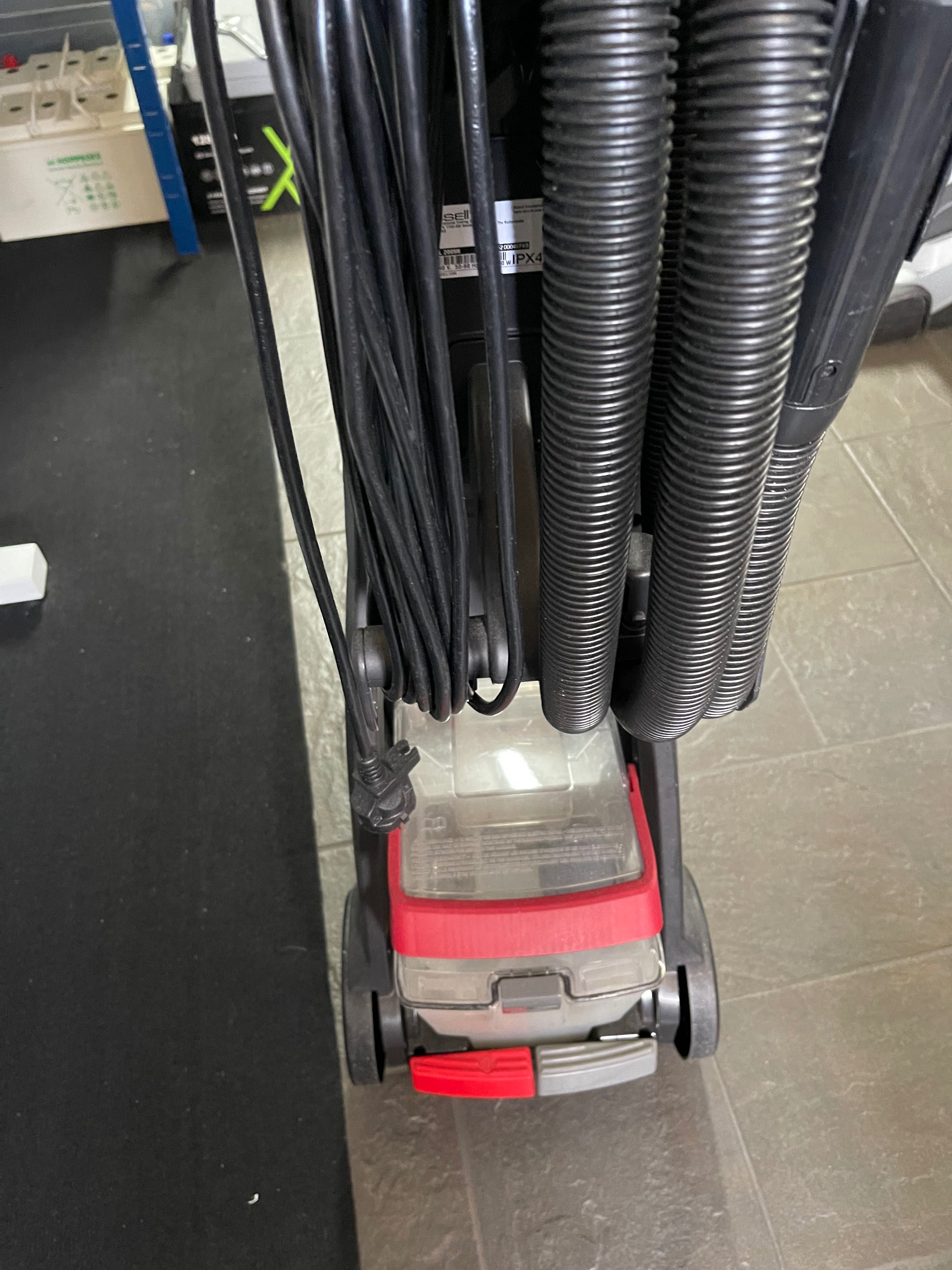 Máquina de limpar tapetes e carpetes Bissell Stain Pro6
