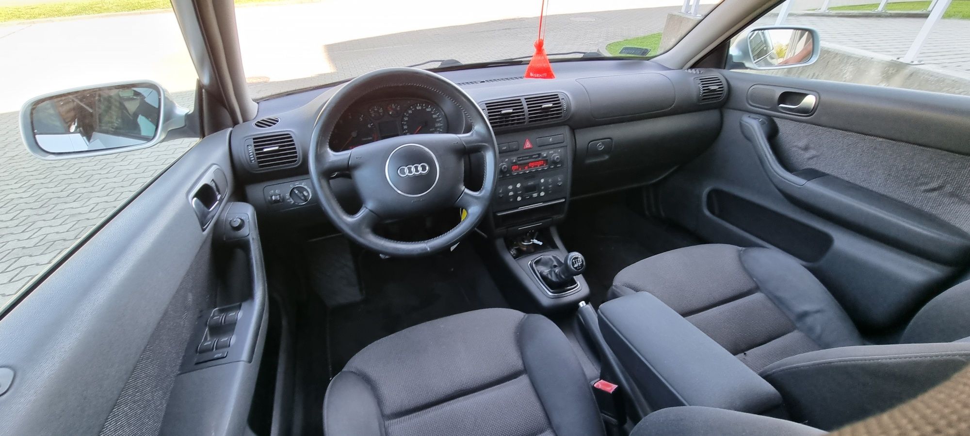 Audi A3 1.6 Mpi 102 ps z 2003 roku Lift 5 dzwi Zapraszam