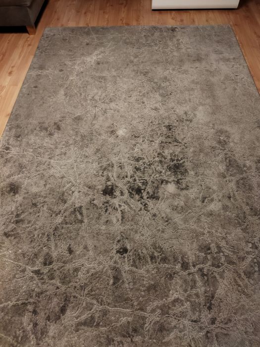 Sprzedam dywan domowy