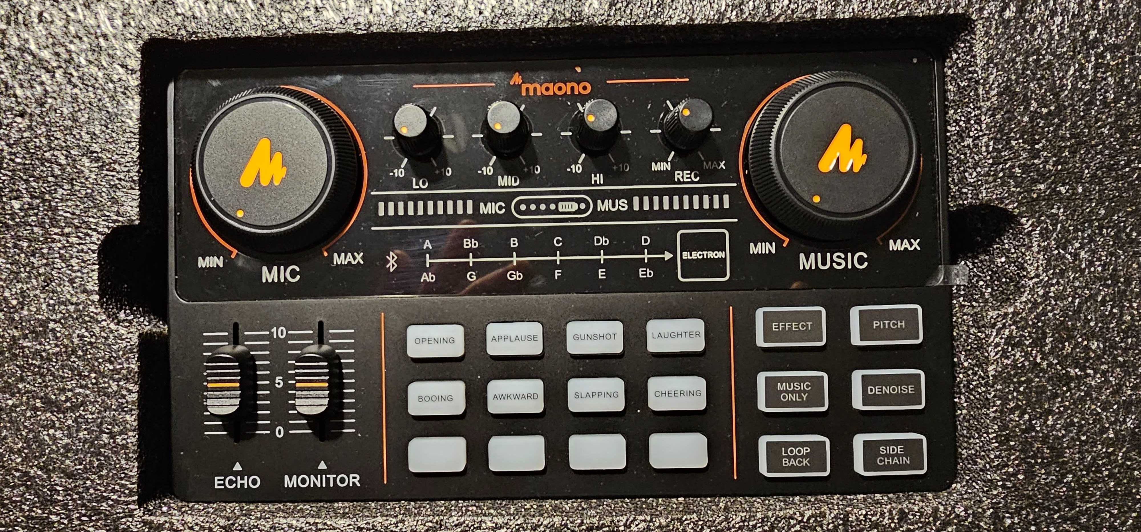 Maonocaster mikser karta dzwiękowa karaoke , bluetooth.
