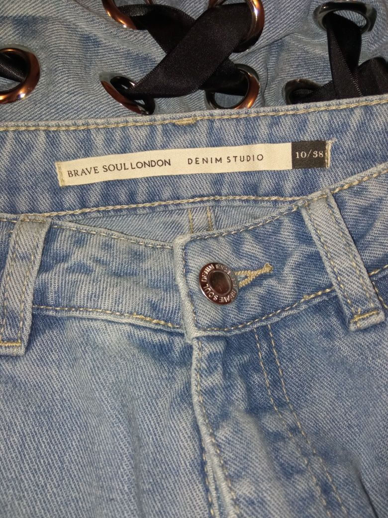 Jeansy błękitne skinny skin Stradivarius M