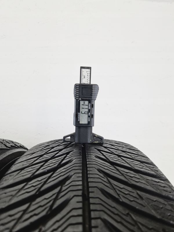 Opony Michelin Pilot Alpin 5/215/65r17/99h