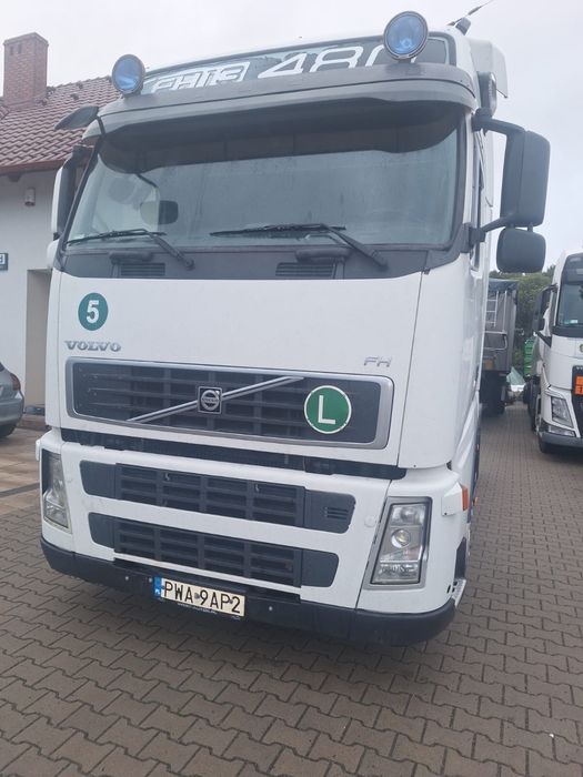 Volvo      FH13